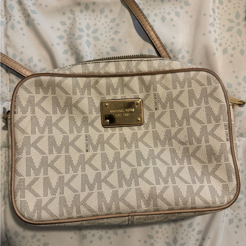Michael Kors purse